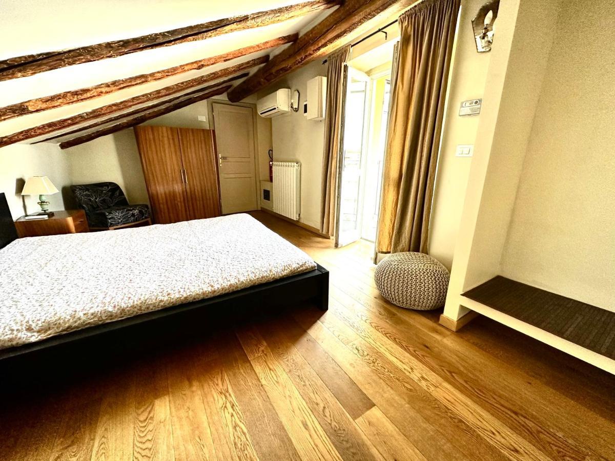 Apartament Le Finestre Sulla Mole Turyn Zewnętrze zdjęcie