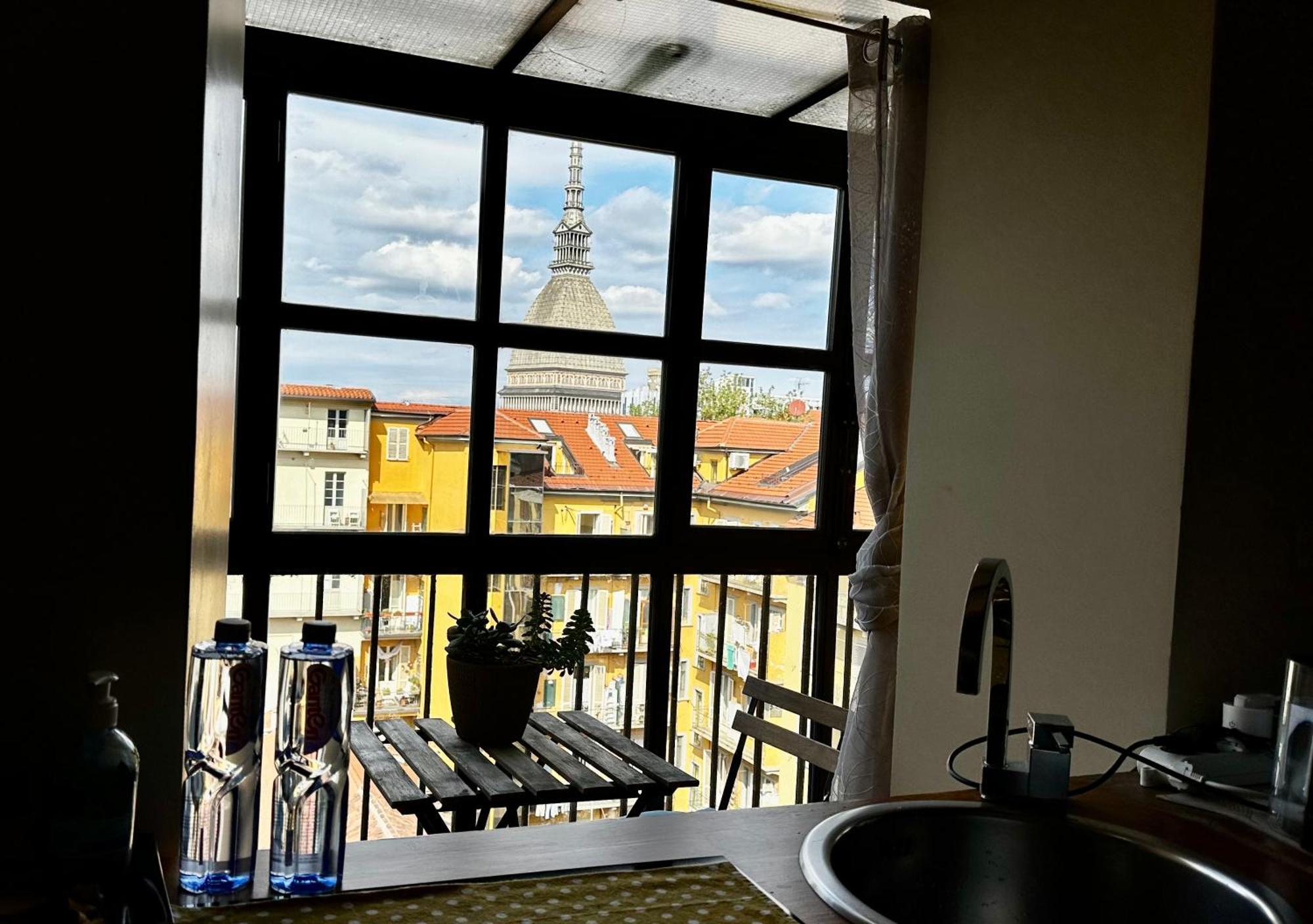 Apartament Le Finestre Sulla Mole Turyn Zewnętrze zdjęcie